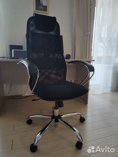 Кресло компьютерное офисное стул