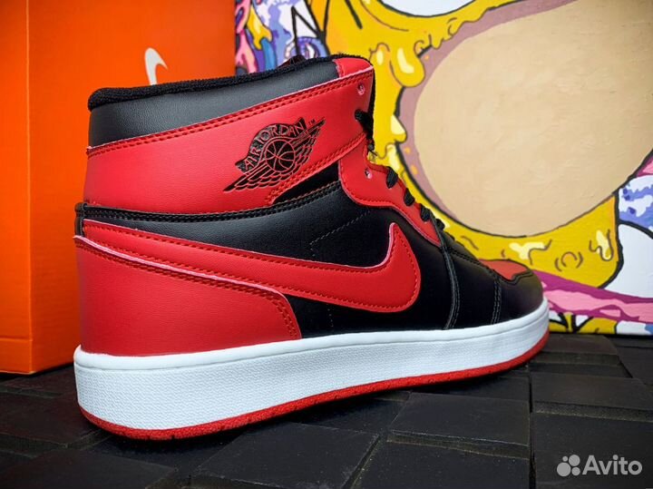 Кроссовки Nike Air Jordan 1