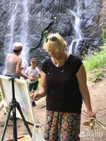 244 Желтая лодка Балаклавы кисти Анны Давыдченко