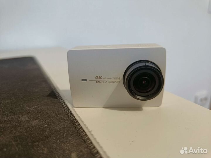 Экшен камера xiaomi yi 4k