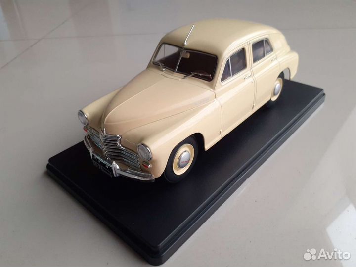 Модель автомобиля 1:24