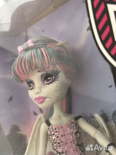 Кукла монстер хай в коробке