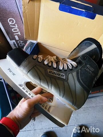 Хоккейные коньки bauer