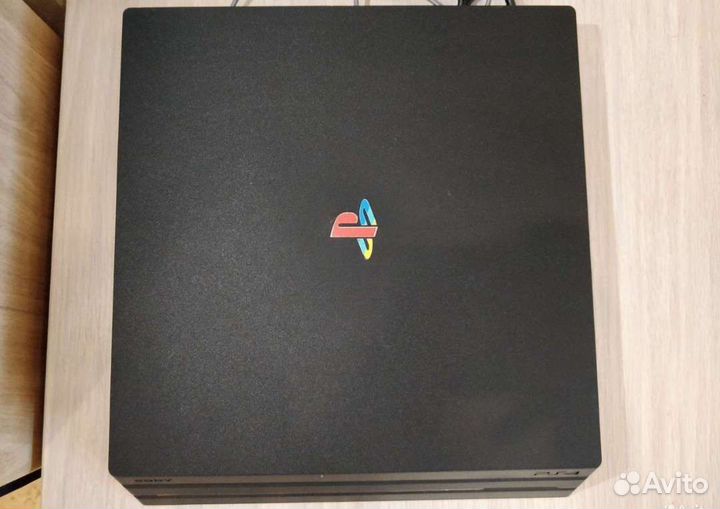 Sony ps4 PRO 1tb 9.0