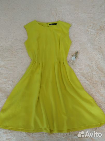 Женская одежда и обувь(платья, блузки, костюмы)