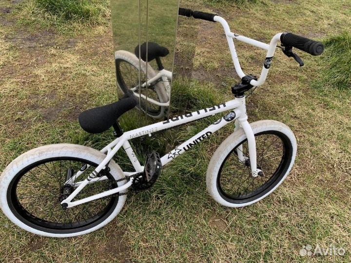 Трюковой велосипед BMX united martinez 2017