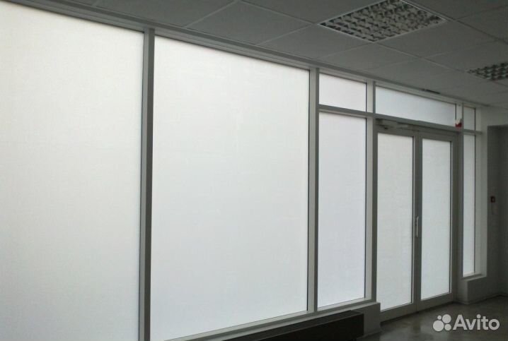 Тонировочная пленка матовая-белая на стекла окон