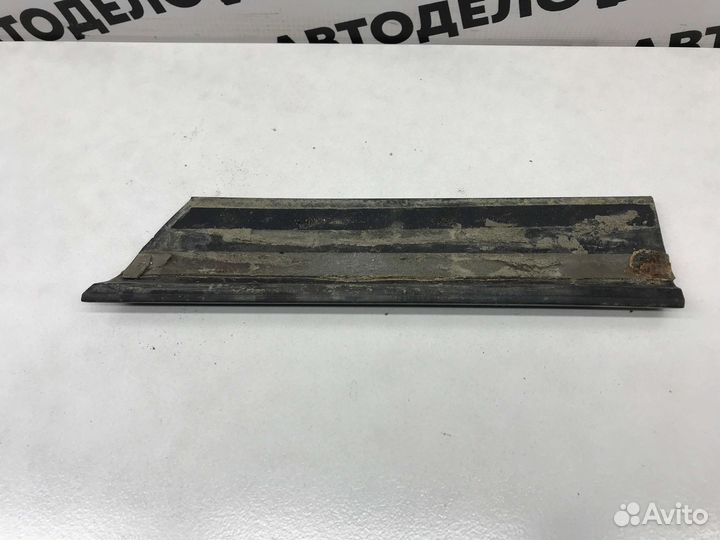 Молдинг крыла перед левого Daewoo Nexia N100 2007