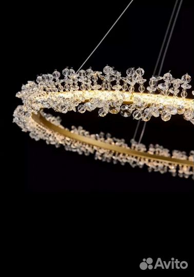 Дизайнерская люстра подвесная. Люстра потолочная