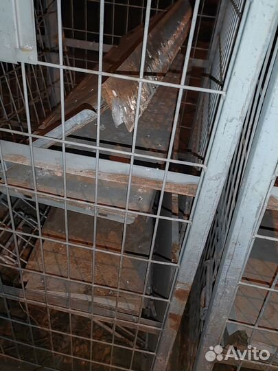 Продаю клетки бу