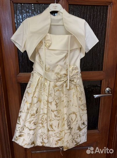 Платье нарядное