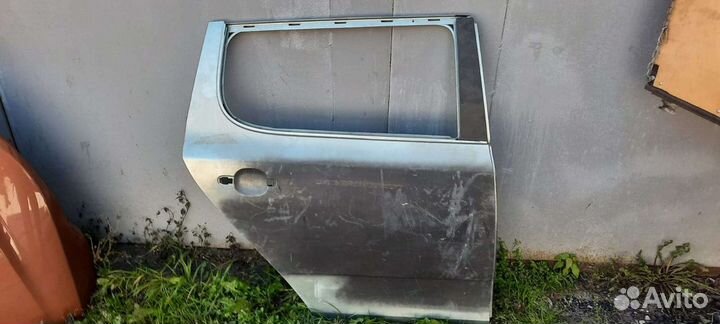 Дверь задняя правая skoda fabia