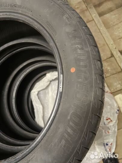Bridgestone Turanza T005 225/55 R17 97