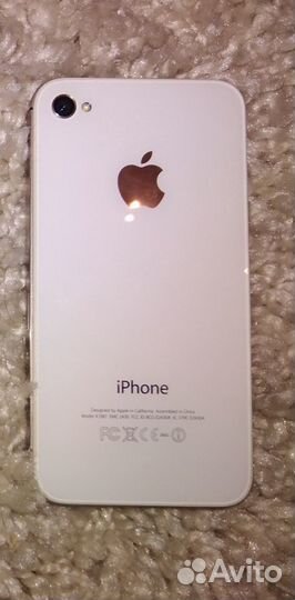 Продам iPhone 4S