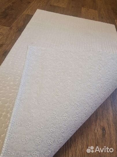 Коврик для ванной