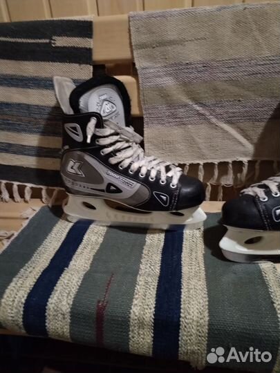 Коньки хоккейные 44 размер