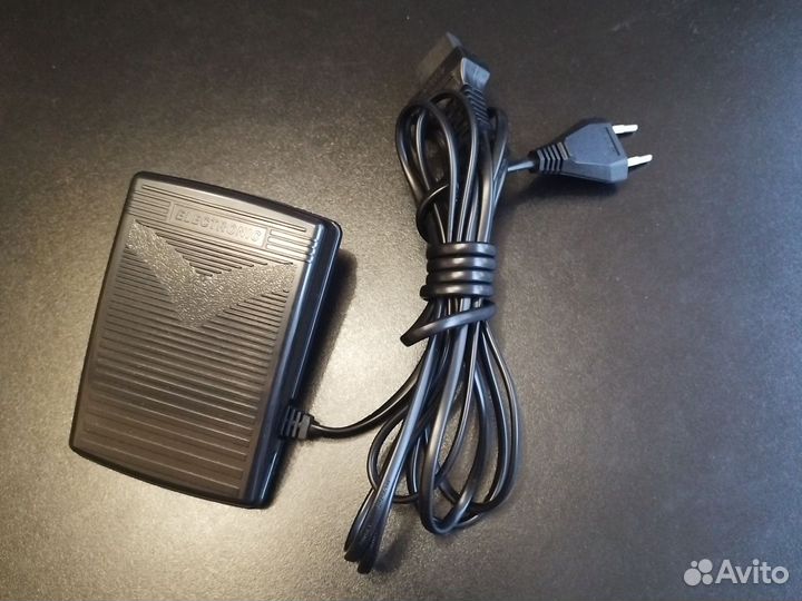 Педаль для швейной машинки,новая