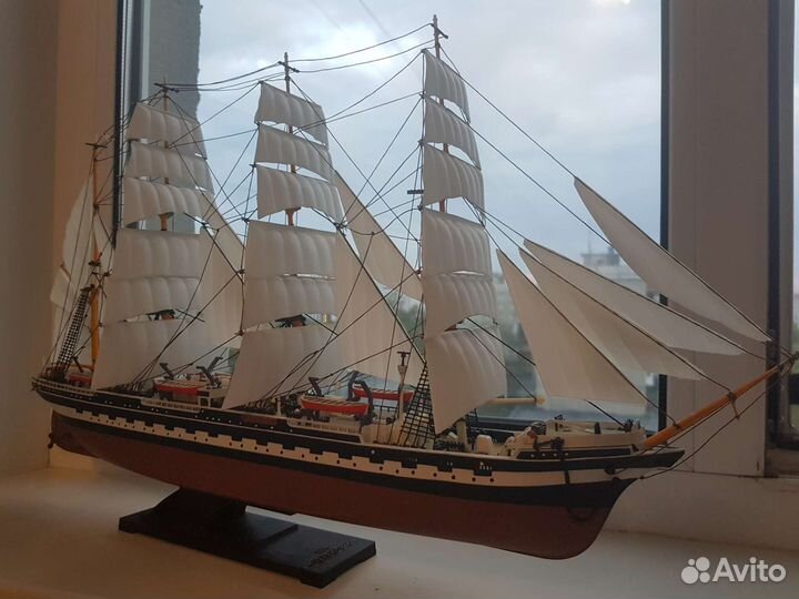 Модель барка Крузенштерн