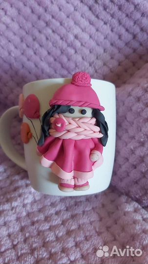 Кружка с декором из полимерной глины