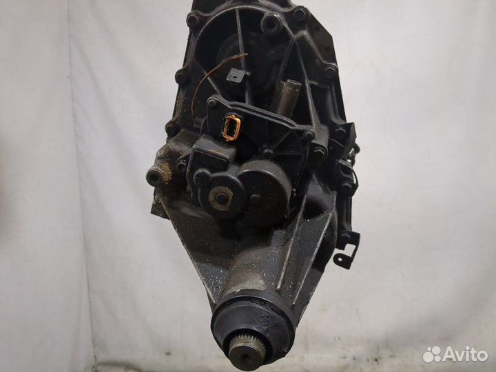 Раздаточный редуктор кпп Nissan Navara, 2005