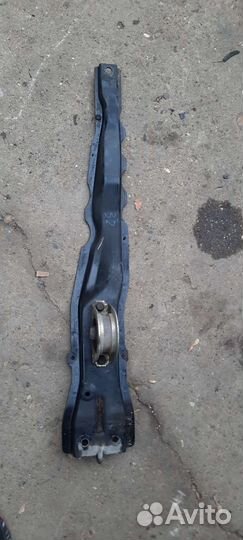 Поперечная балка, Mitsubishi lancer, Cedia