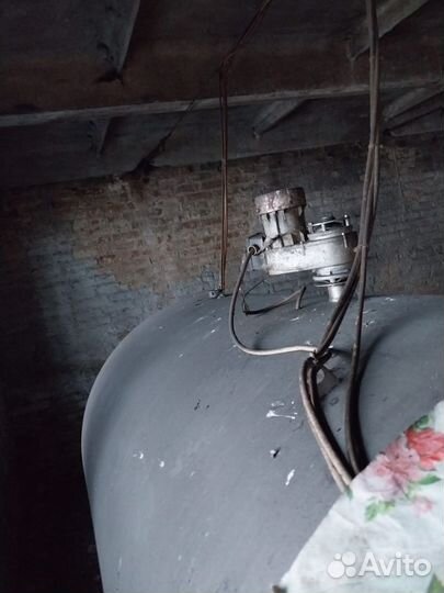 Молочный танк Packo France 2,5 т