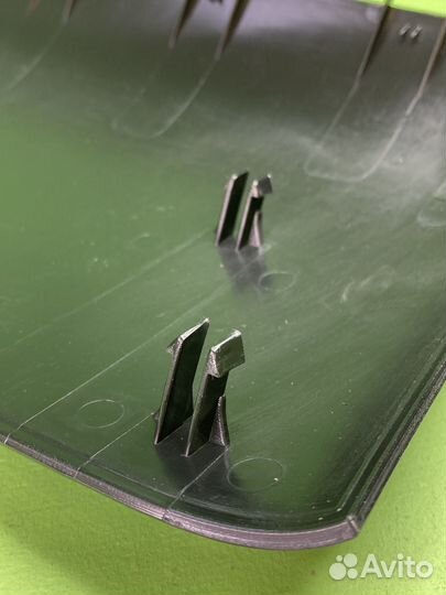 Крышка зеркала правая/левая основного\Volvo FH12/1