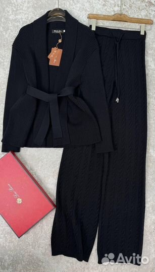 Стильный костюм loro piana