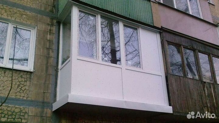 Пластиковый балкон с установкой