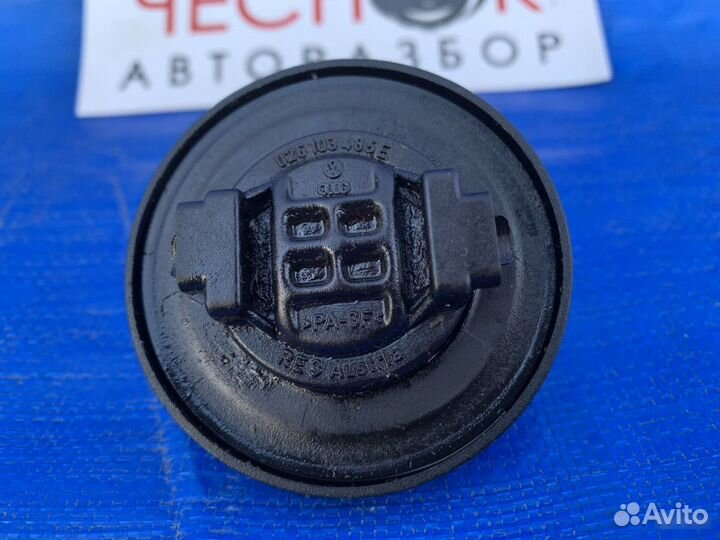 Крышка заливной горловины Touareg audi