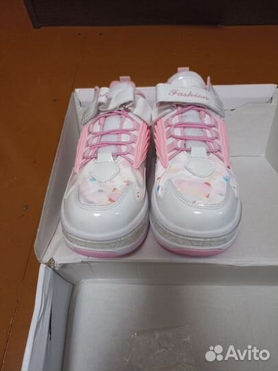 Кроссовки роликовые kerna