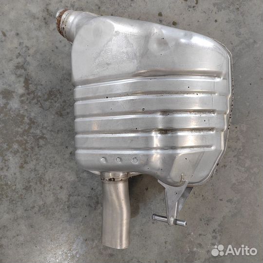 Глушитель левый Mercedes W205 A2054909421