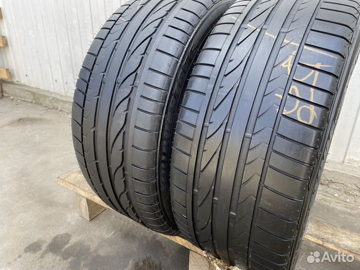 Bridgestone Potenza RE050A 235/45 R17