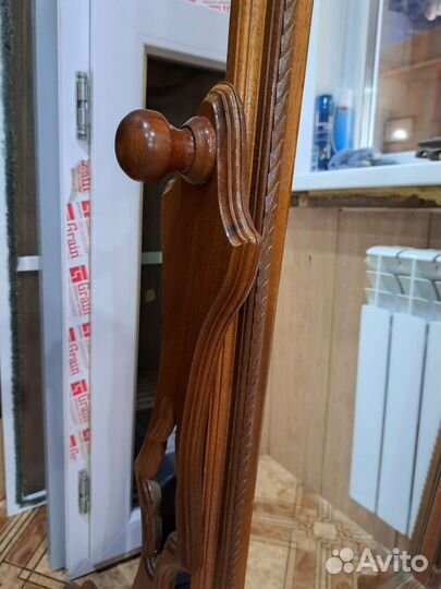 Зеркало напольное