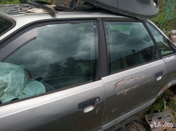 Капот, стёкла, торпедо audi 80 b3