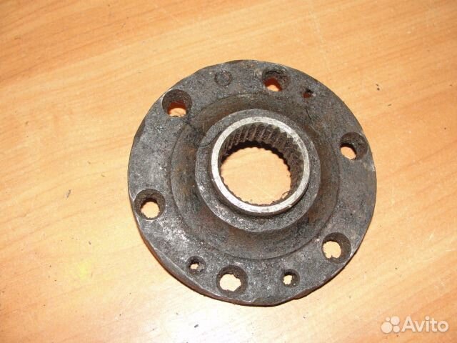 Заглушка передней ступицы Toyota 4runner 90г