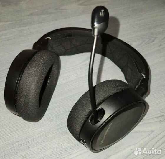 Игровые наушники SteelSeries Arctis 3 Console PS5