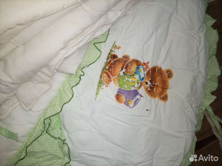 Постельное белье в детскую кроватку с бортиками