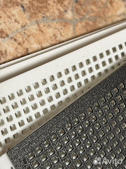 Универсальная заглушка для материнской платы