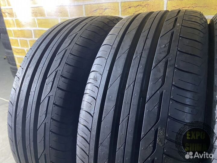 Bridgestone Turanza T001 225/55 R17