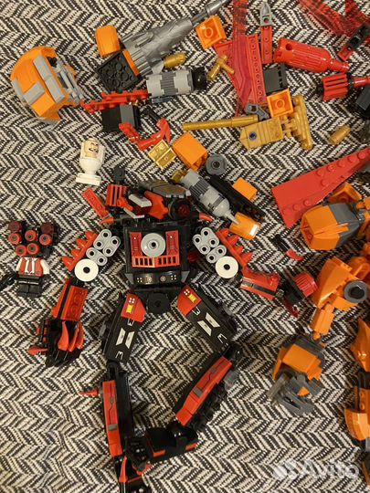 Конструктор skibidi toilet