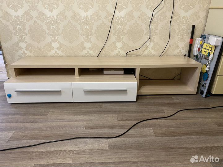 Тумба под тв белый глянец