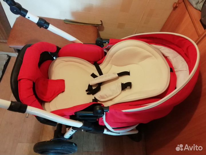 Продам детскую коляску 2 в 1