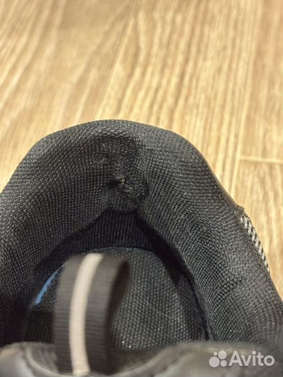 Кроссовки женские черные 40