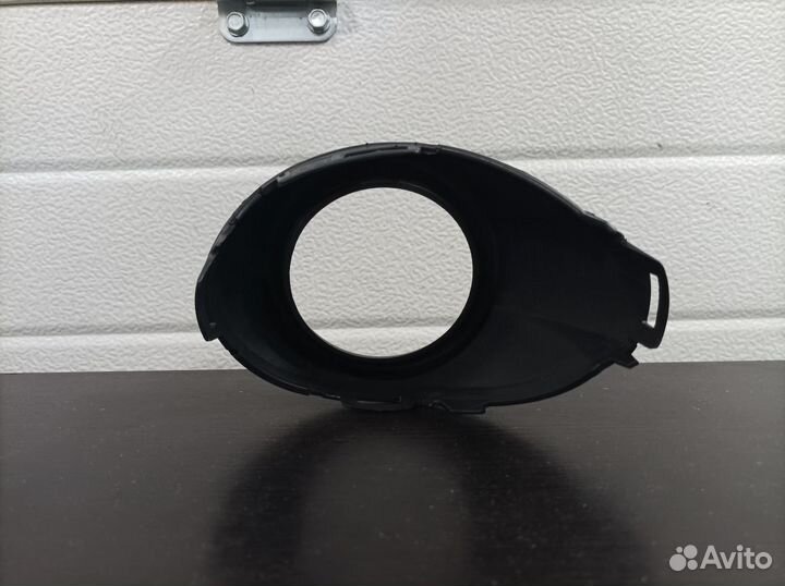 Окантовка птф правая Ford Focus 3 2011