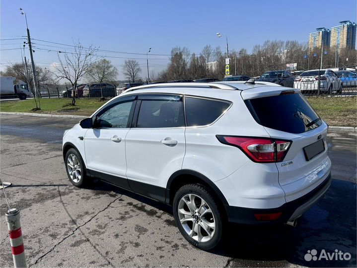 Ford Kuga 2.5 AT, 2017, 124 000 км