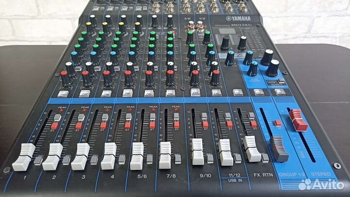 Микшерный пульт