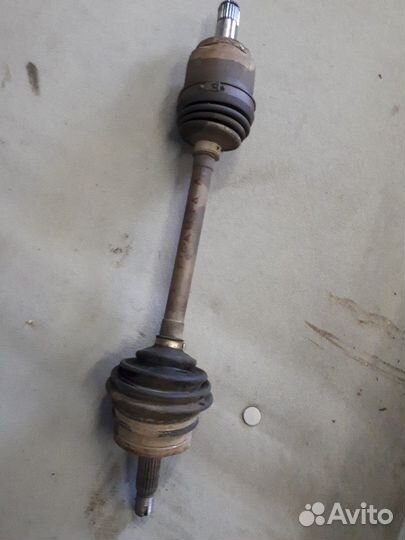 Привод передний на Лада Гранта