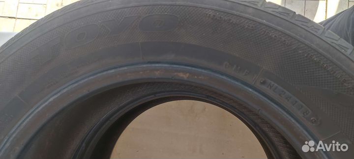 Toyo NanoEnergy 3 215/60 R16
