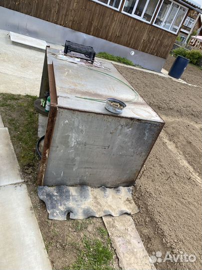 Большой бак из нержавейки